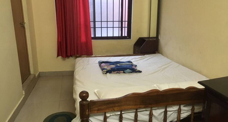 Mayilpeeli Inn, Guruvayoor 5