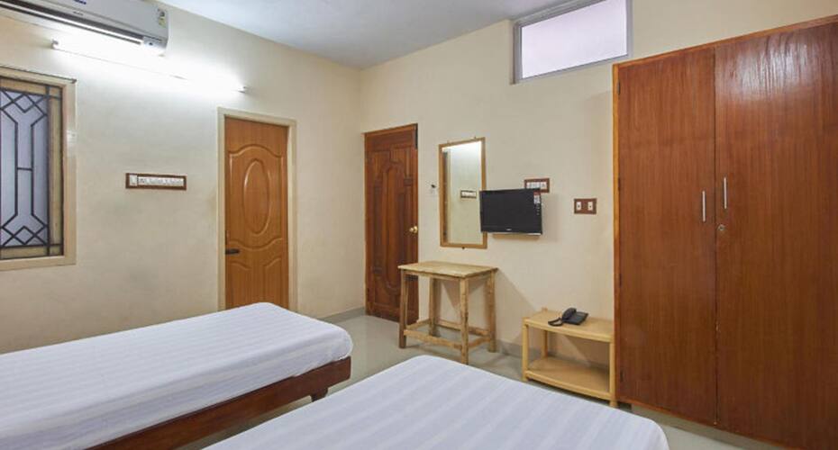 Y H Hospitality Services, Chidambaram 2