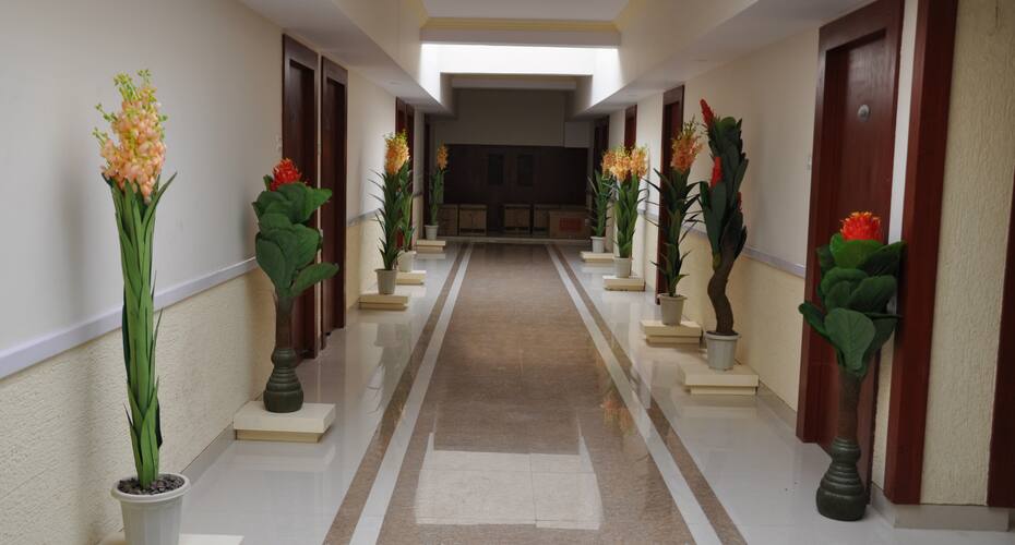 Hotel Shiv International, Kutch 4