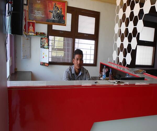 Hotel Himalaya Inn, Pune 2