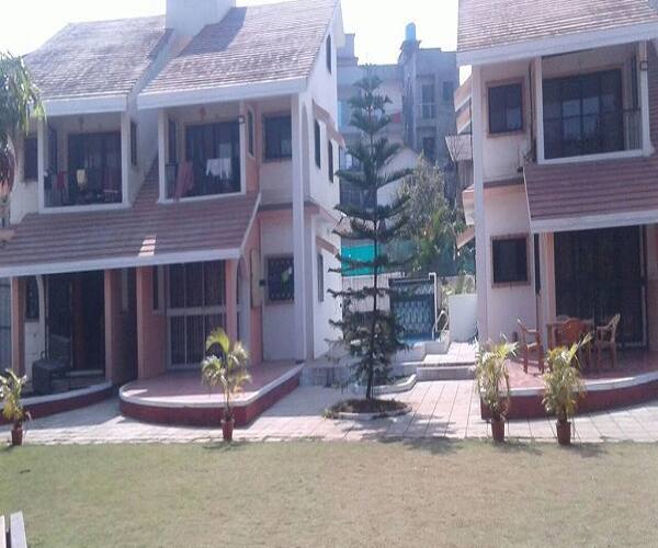 Adore Holiday Home, Lonavala 4