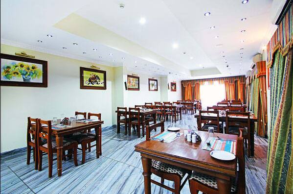 Hotel The Grand Seasons, Kochi 4