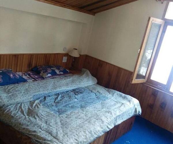 Hotel Priyanshi, Manali 3