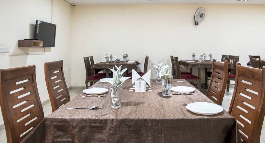 Hotel Shivarth, Ahmedabad 5