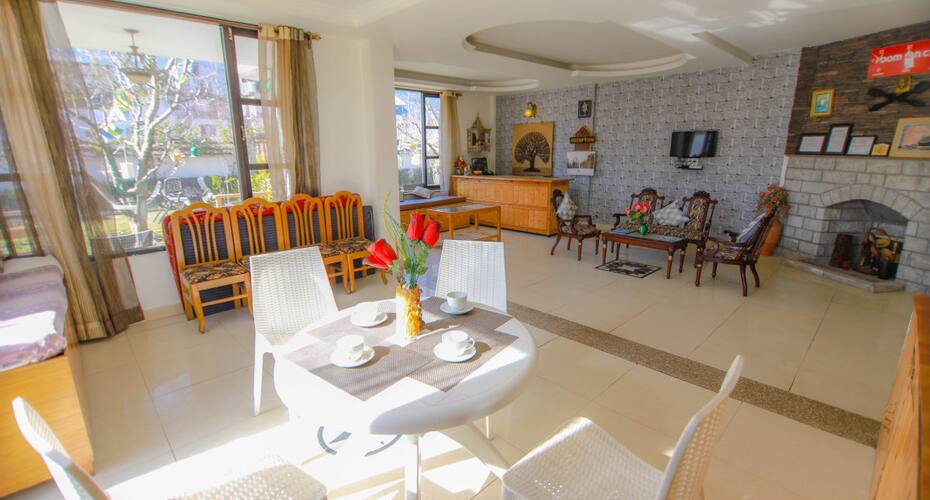 V Resorts Apple Croft Cottage Manali, Manali 4
