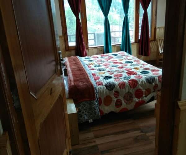 Hotel Sky Way, Manali 3