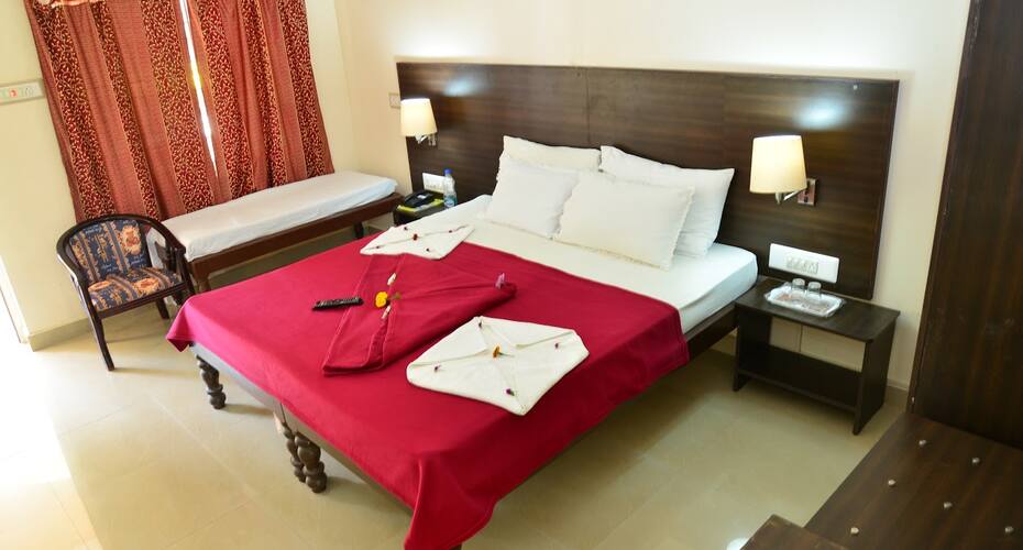 Jain's Royal Palace Resorts, Yelagiri 4