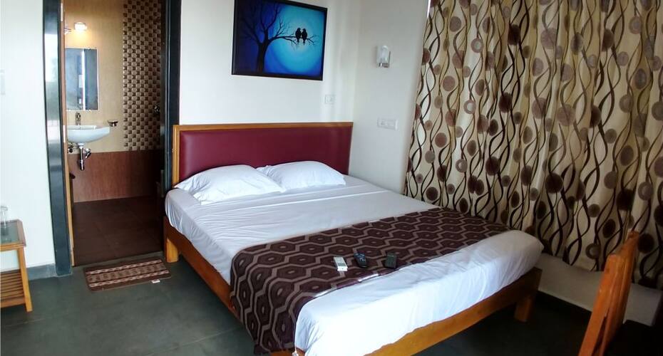 Raposo Holiday Resort A Seaview Resort Goa Price Reviews Photos Address