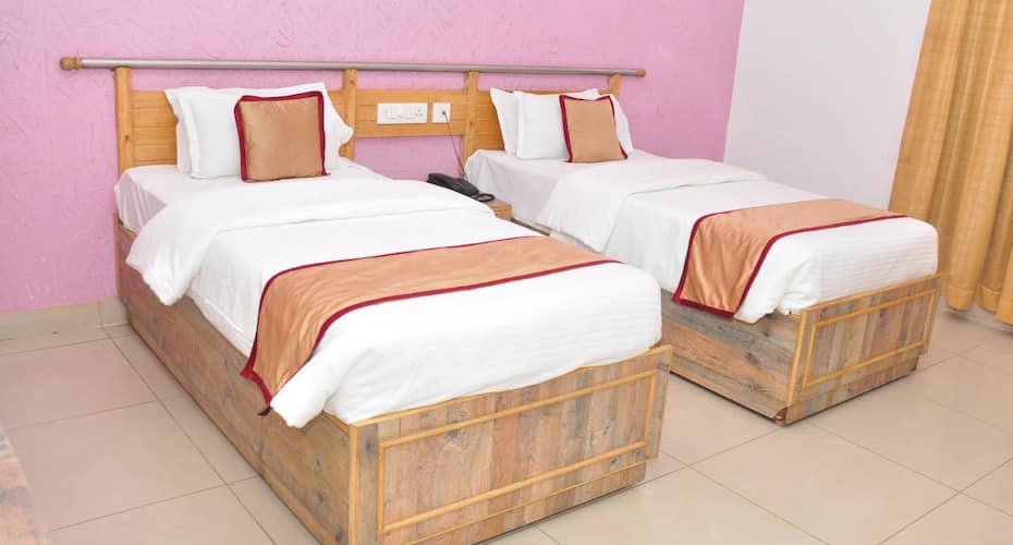 Book Lv Rooms in Vizianagaram City,Vizianagaram - Best Lodging Services in  Vizianagaram - Justdial