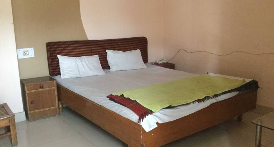 Hotel Golden Palace, Khajuraho 4