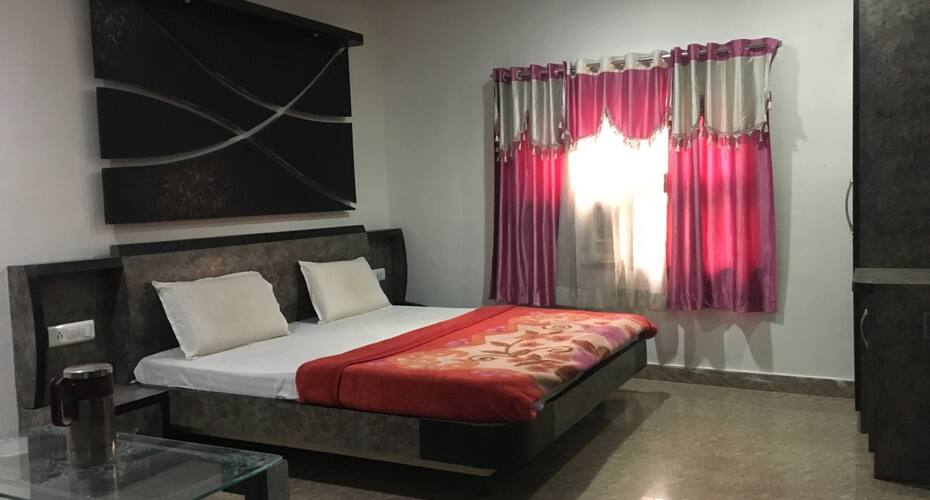 Hotel Sukh Sagar, Jhansi 1