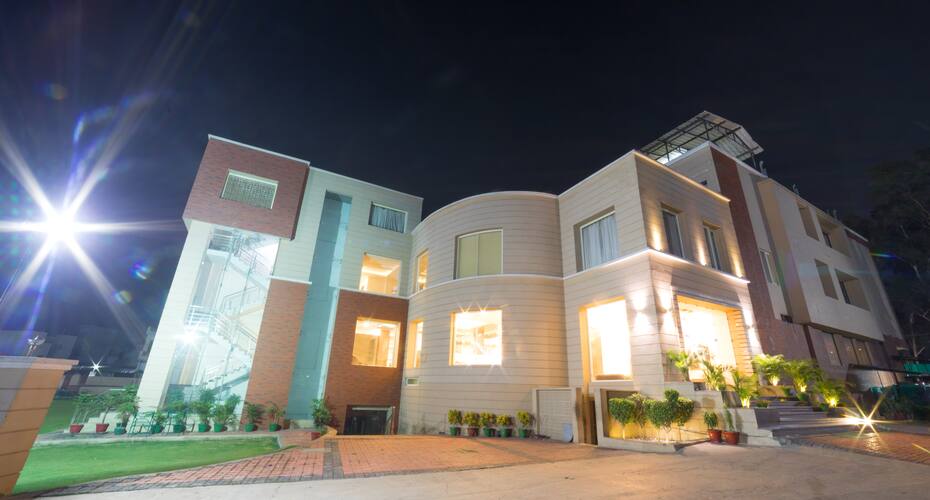 Promo  75  Off  Kalka Residency India Klaus Hotel Room Service