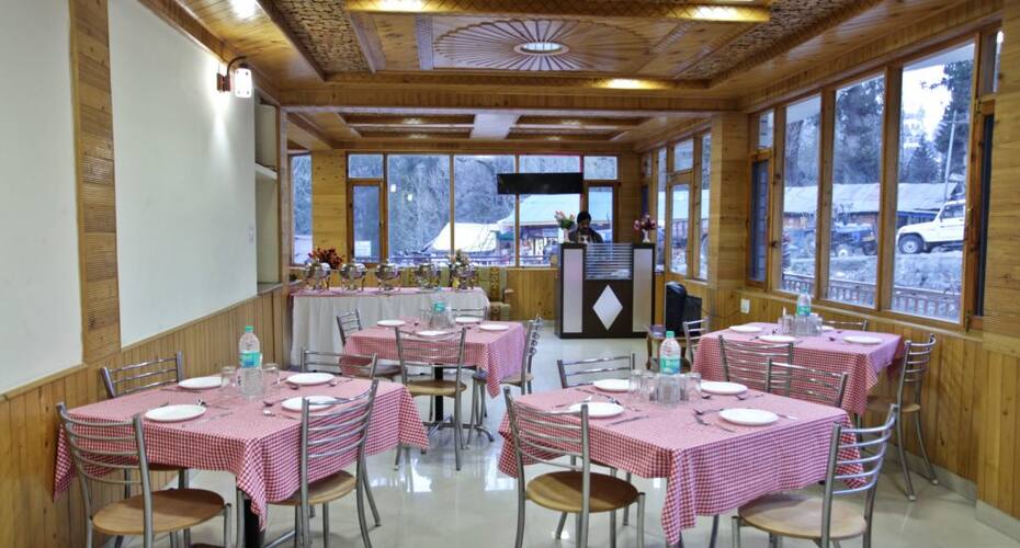 Solang Holiday Inn, Manali 4