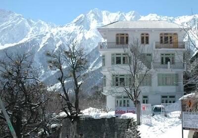 Hotel Golden Apple, Kalpa 2