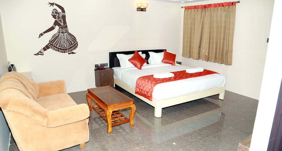 Athena Hotel - Agam Group Of Hotels, Tiruvannamalai 5