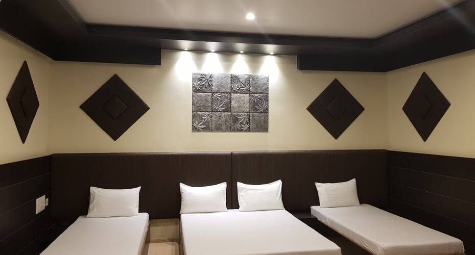 Chakravarthi Inn, Tiruchendur 4