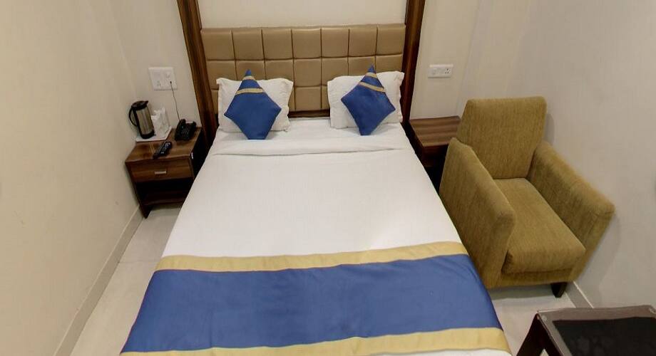 Hotel Golden Fortune, Azamgarh 1