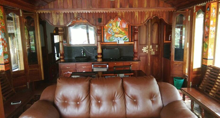 Kaliasam Houseboat 5, Alleppey 2