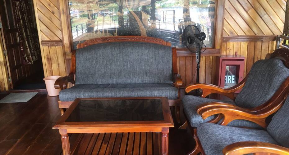 Seiko House Boat, Alleppey 3