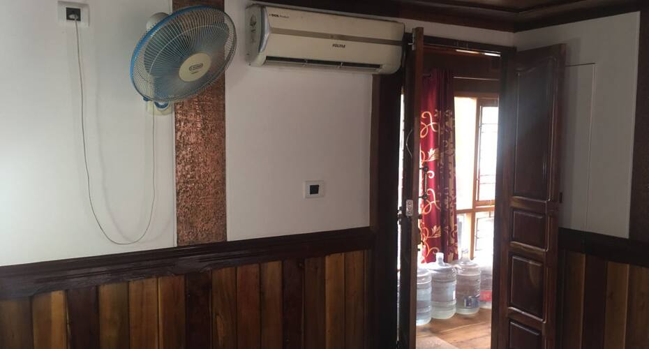 Seiko House Boat, Alleppey 4