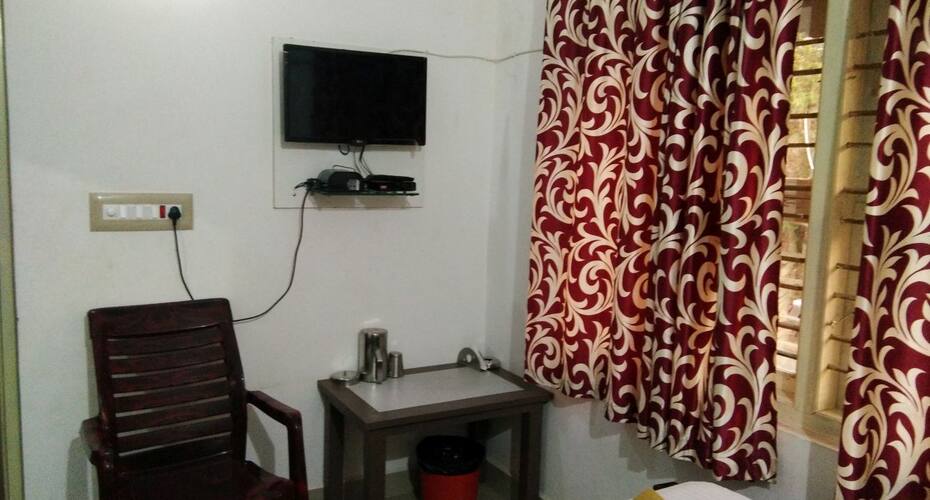 Chandrapriya Home Stay, Madikeri 4