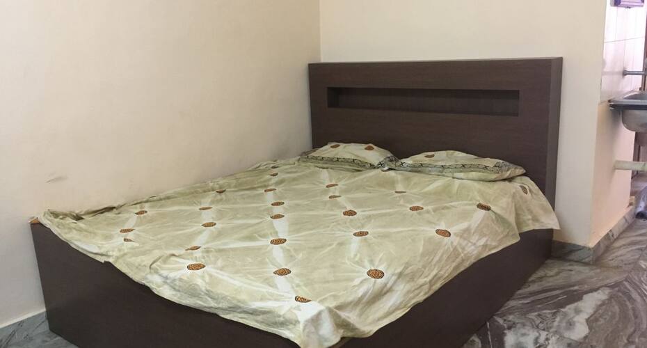 Malaysian Tourist Home, Guruvayoor 3