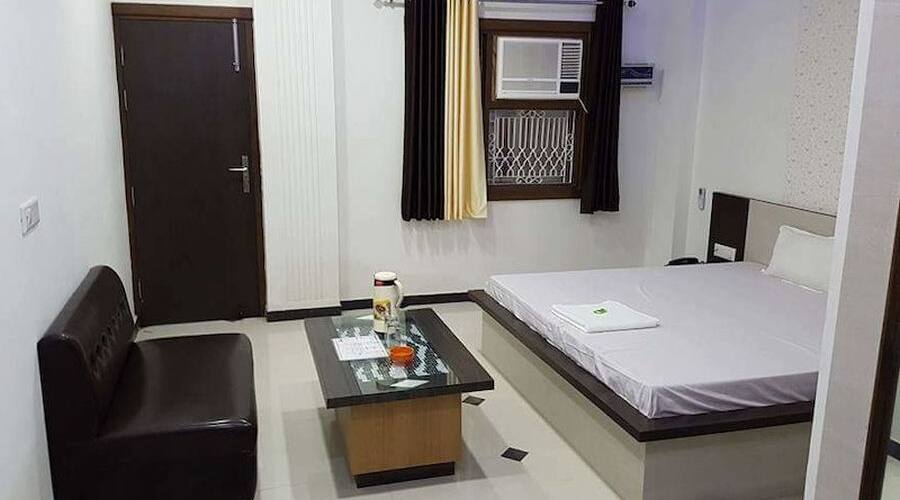 Krishna Jungle Atithi Bhawan, Mathura 4