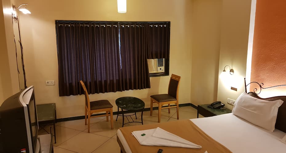 Hotel Sanai Residency, Wai 3