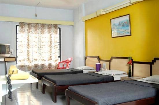 Hotel Abhishek, Nashik 4