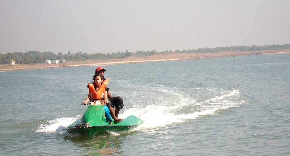 Hotel Sea Rock Villa, Daman 3