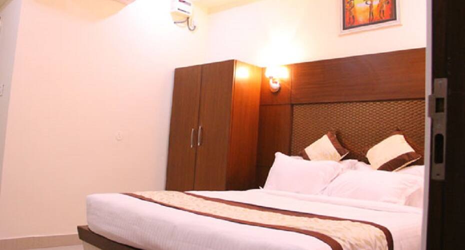 Ostin Zuri, Guntur 3