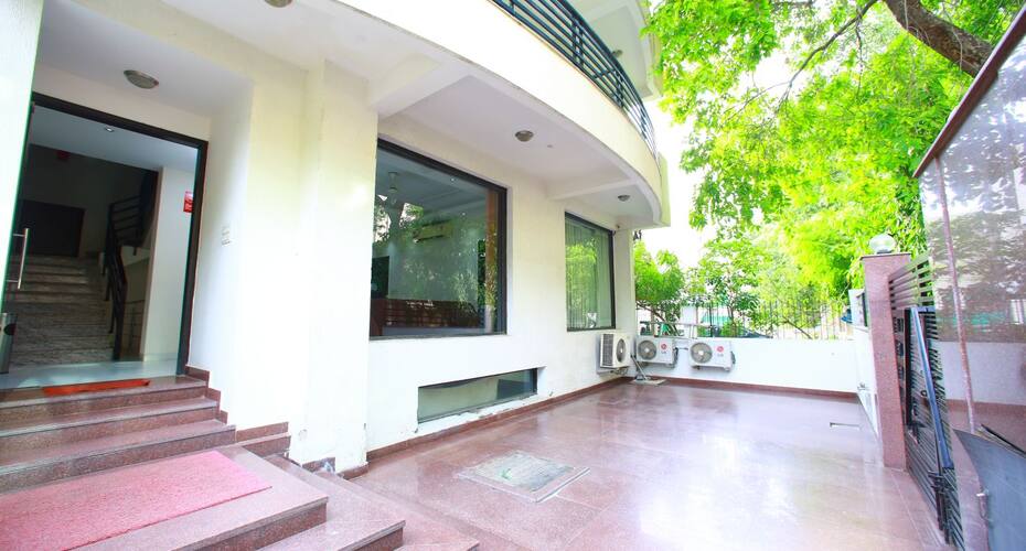 Sparklin Suites, Gurgaon 1