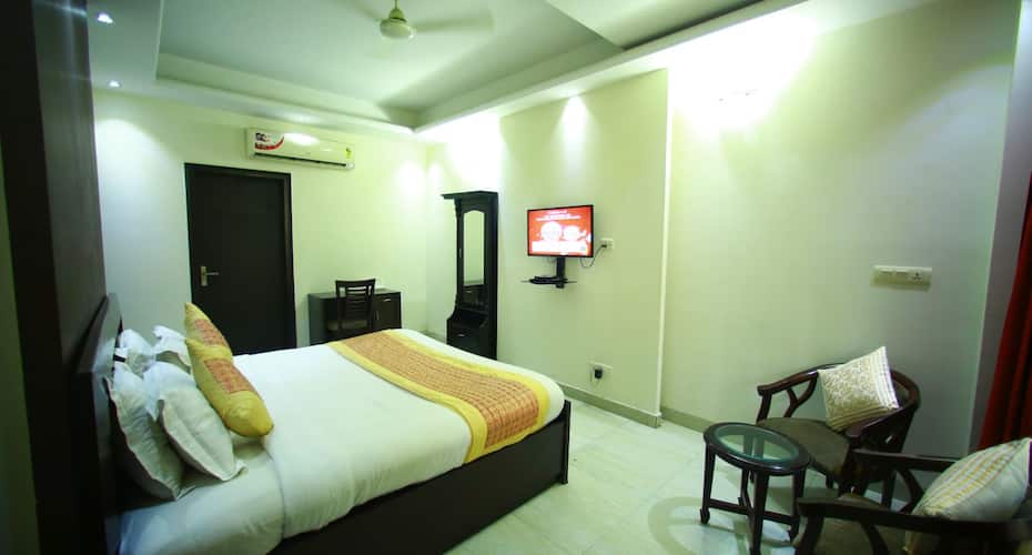 Sparklin Suites, Gurgaon 4