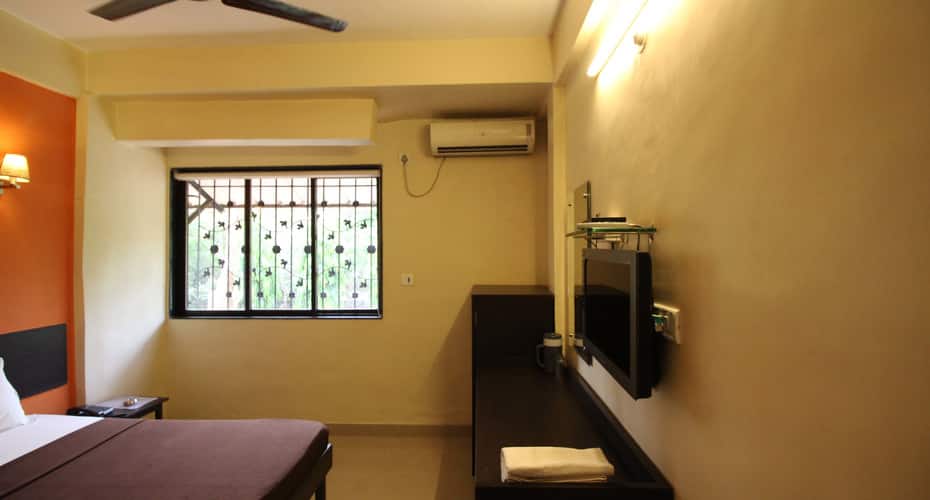 FabHotel Dreamland, Lonavala 3