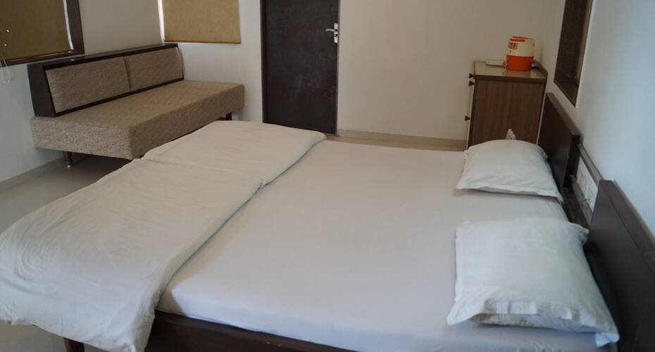 Navdeep Resort, Nathdwara 2