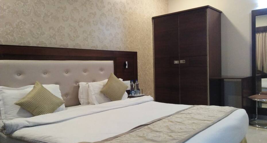 Hotel New Pride, Sangli 3