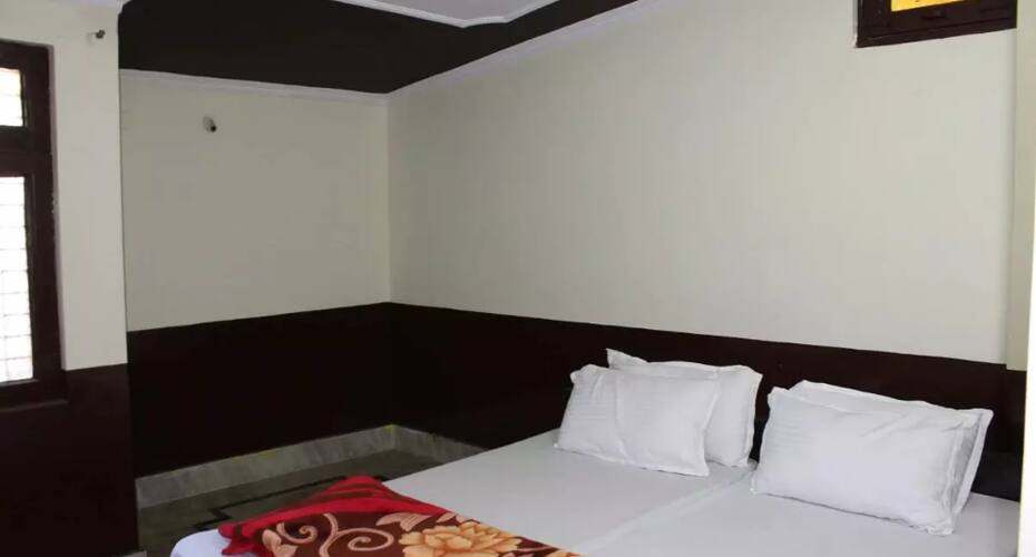 Hotel Trilok, Kotdwara 3