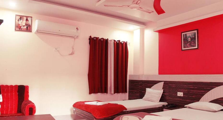 Hotel Meera Palace, Deoghar 2