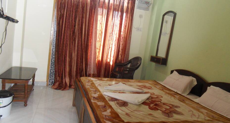 Shanti Palace, Varanasi 1