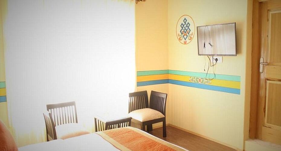 Hotel Duke, Leh 4