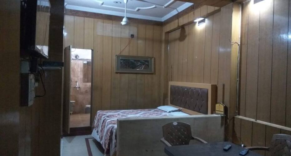 Hotel Uppal Plaza, Rishikesh 4