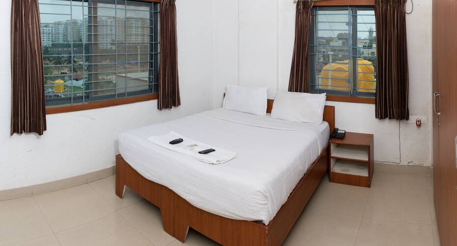 Lotus Suites Maratha, Bangalore 1