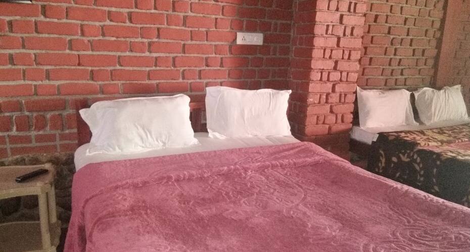 Santhosh Resort, Masinagudi 4