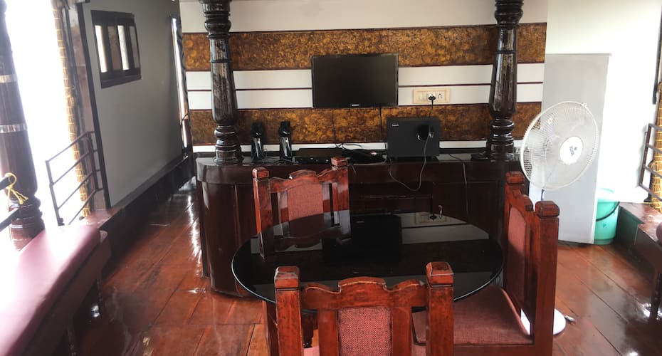 Elamkavilamma House Boat 2, Alleppey 2