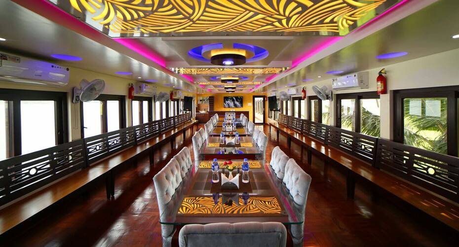Smart Meghavarsham Platinum House Boat, Alleppey 3