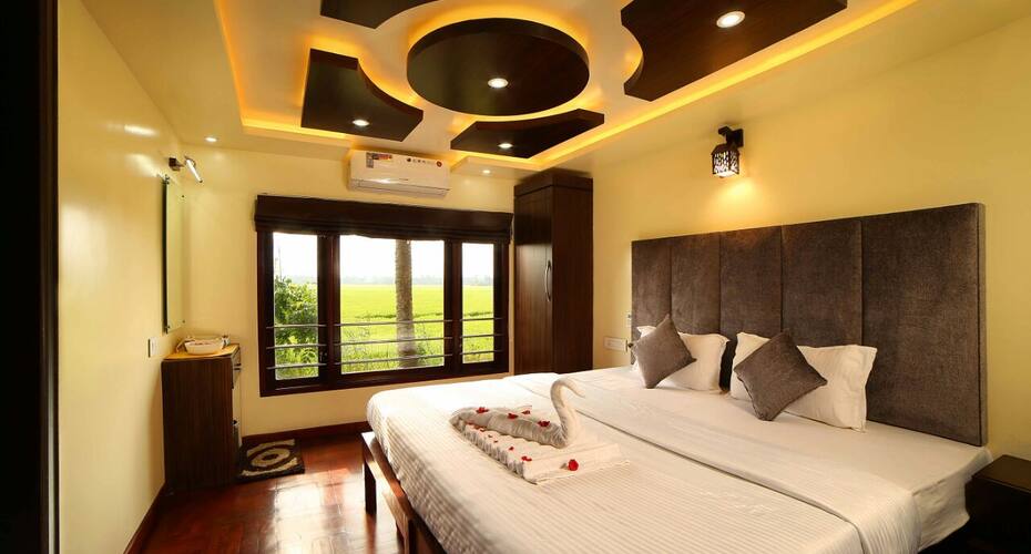 Smart Meghavarsham Platinum House Boat, Alleppey 5