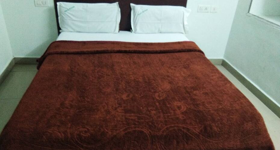 S B Cottage Munnar Book This Hotel At The Best Price Only On