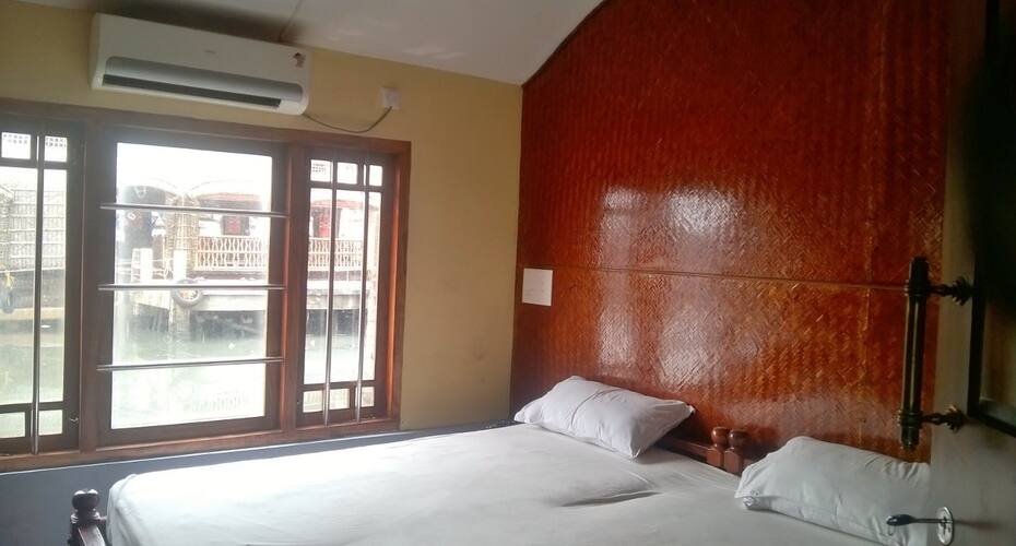 Saj Holidays House Boat, Kollam 5