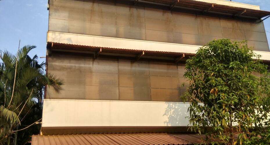Shravanthi Deluxe Rooms, Bangalore 1