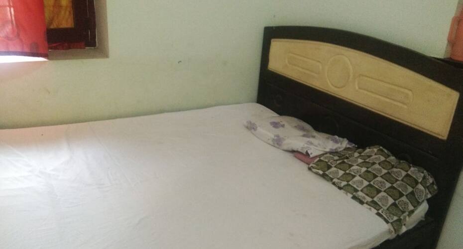 N.M Lodge, Thanjavur 2